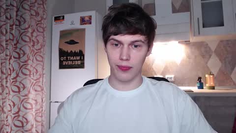 Snapshot of littlesadcabbage chatting on 01-10-26, 12:45 Sonnenschein online show from 01-10-26, 12:45