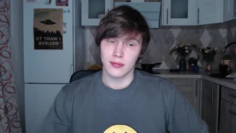 Snapshot of littlesadcabbage chatting on 03-30-26, 01:28 Sonnenschein online show from 03-30-26, 01:28