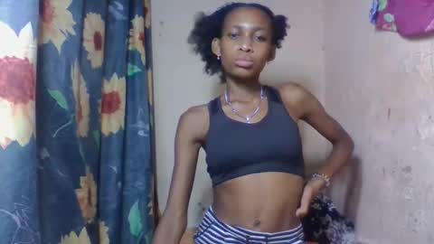 Snapshot of littleyanah chatting on 02-03-26, 08:52 yanah online show from 02-03-26, 08:52