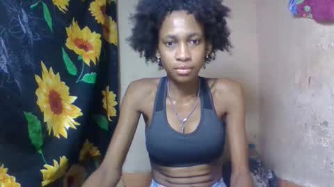 Snapshot of littleyanah chatting on 02-06-26, 04:17 yanah online show from 02-06-26, 04:17
