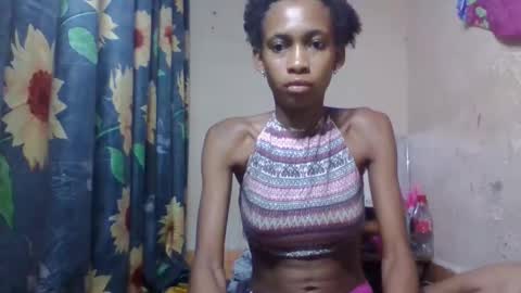 Snapshot of littleyanah chatting on 02-22-26, 02:34 yanah online show from 02-22-26, 02:34