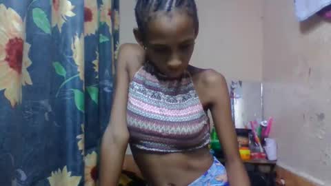 Snapshot of littleyanah chatting on 02-23-26, 06:55 yanah online show from 02-23-26, 06:55