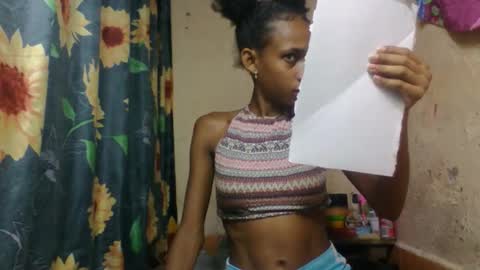 Snapshot of littleyanah chatting on 02-26-26, 07:29 yanah online show from 02-26-26, 07:29