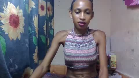 Snapshot of littleyanah chatting on 03-03-26, 07:25 yanah online show from 03-03-26, 07:25
