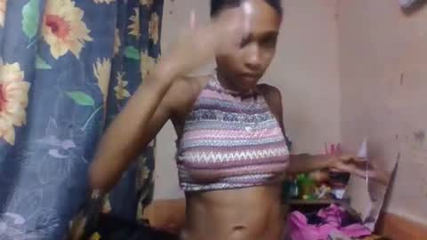 Snapshot of littleyanah chatting on 04-13-26, 05:40 yanah online show from 04-13-26, 05:40