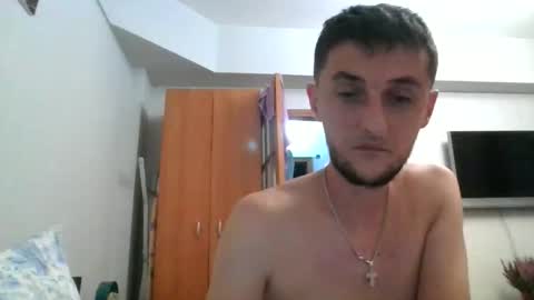 Snapshot of livo2024 chatting on 09-30-25, 08:03 LiVo online show from 09-30-25, 08:03