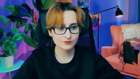 LixeLuna online show from 04-24-26, 06:38