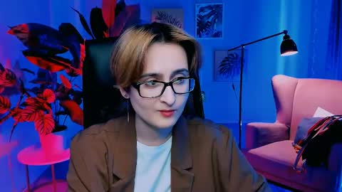 LixeLuna online show from 05-07-26, 07:03