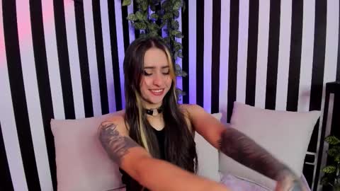 Liz  online show from 09-25-25, 12:09