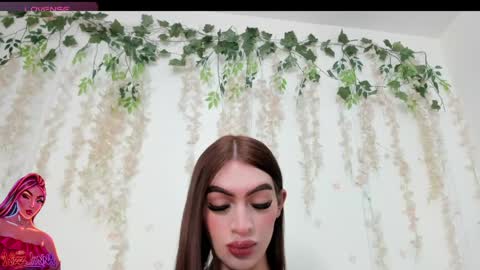 Liz Luna online show from 05-27-26, 09:34
