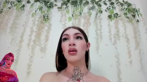 Snapshot of liz_lunaa chatting on 06-20-26, 10:56 Liz Luna online show from 06-20-26, 10:56