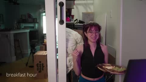 Liselle online show from 03-31-26, 09:48