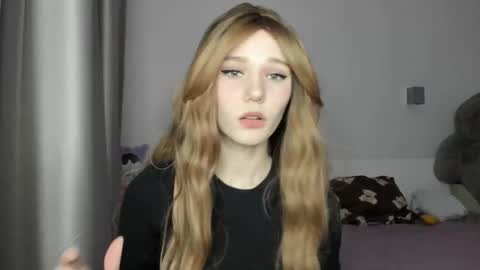 lizza_a online show from 03-17-26, 07:28
