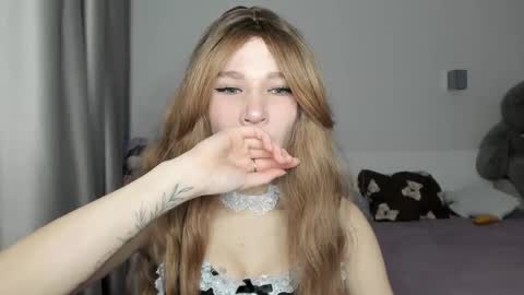 lizza_a online show from 03-19-26, 06:34