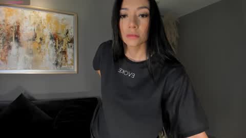 Snapshot of lizzhamilton_ chatting on 03-20-26, 08:57 Lizzi online show from 03-20-26, 08:57