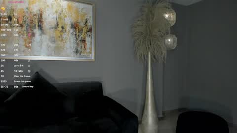 Snapshot of lizzhamilton_ chatting on 04-09-26, 08:03 Lizzi online show from 04-09-26, 08:03