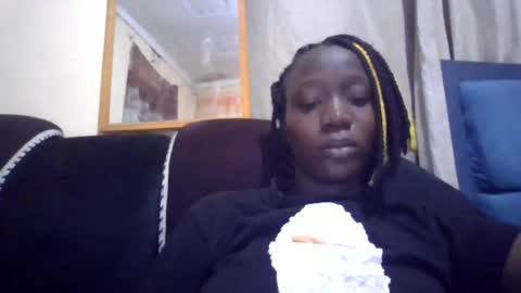 lizzie2020 online show from 06-13-26, 06:39