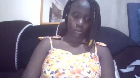 lizzie2020 online show from 06-26-26, 09:19