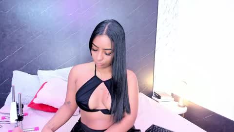I am Lizz online show from 05-20-26, 12:11