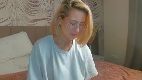 lizzysin online show from 04-28-26, 01:59