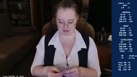 Lia online show from 03-06-26, 06:04