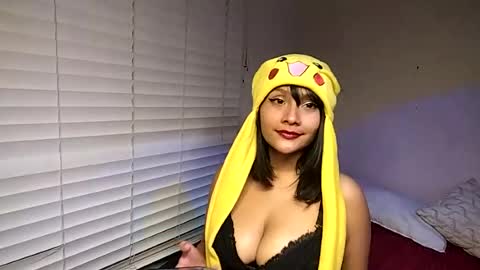 lobalove_98 online show from 06-28-26, 04:07