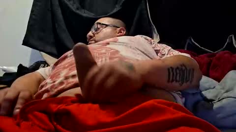 SeekingWaifu online show from 04-20-26, 02:14