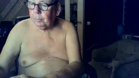 Loebet online show from 11-07-25, 04:40