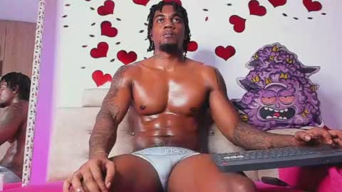 Snapshot of logan_drakex chatting on 07-01-26, 12:56 LOGAN DRAKE online show from 07-01-26, 12:56
