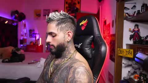 logan_hugh8 online show from 04-07-26, 07:09