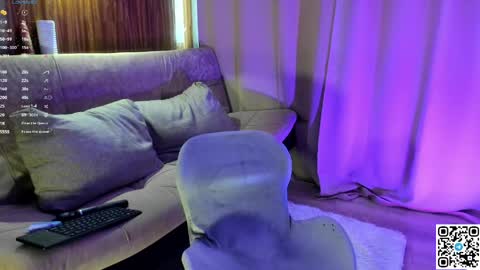 Logan online show from 04-06-26, 01:56