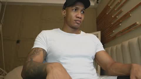 logan_varela online show from 05-19-26, 02:12