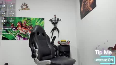 LOGAN WHITTERS online show from 01-07-26, 12:13