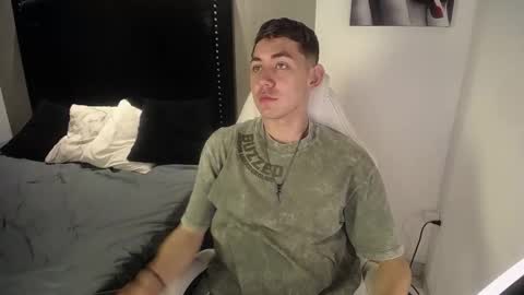 Loganfoster  online show from 02-05-26, 08:13