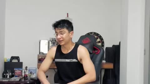 Snapshot of logannick chatting on 02-25-25, 08:14 Logan online show from 02-25-25, 08:14