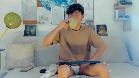 loganoficialx online show from 03-02-26, 04:47