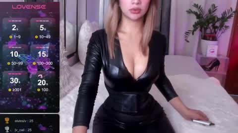 Mistress L online show from 10-04-25, 05:49