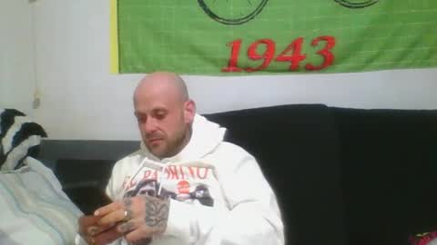 Snapshot of lokitospain chatting on 03-15-26, 07:31 PollonSpanish37 online show from 03-15-26, 07:31