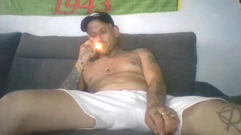 Snapshot of lokitospain chatting on 07-12-26, 02:41 PollonSpanish37 online show from 07-12-26, 02:41