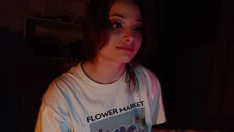 lola online show from 04-17-26, 04:54