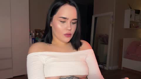 Snapshot of lola_razee chatting on 07-04-26, 11:44 lola_razee online show from 07-04-26, 11:44