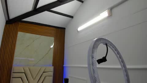 Lola Angel online show from 09-25-25, 11:58