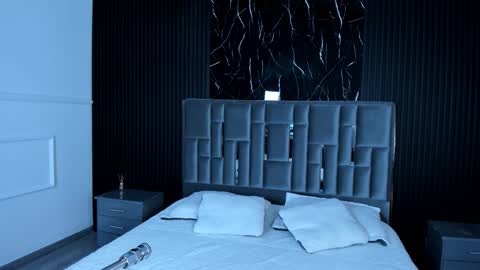 Lola Angel online show from 10-07-25, 08:17