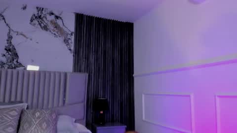 Lola Angel online show from 05-15-26, 10:50