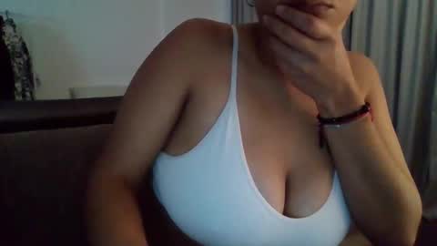 Snapshot of lolacloud chatting on 04-15-26, 11:49 lolacloud online show from 04-15-26, 11:49