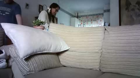 LOLA HUESO y ERIC online show from 02-12-26, 08:53