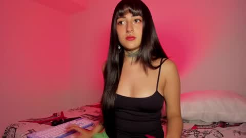 Lola online show from 06-13-26, 04:54