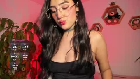 Snapshot of lolaleah_ chatting on 07-15-26, 08:14 Lola online show from 07-15-26, 08:14