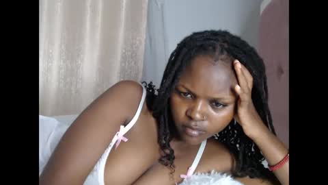 lolamia7 online show from 04-02-26, 05:32