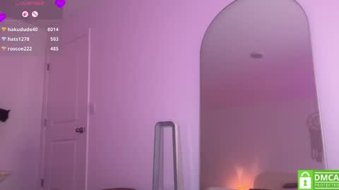 Snapshot of lolariv chatting on 05-15-26, 11:34 Lola 3 online show from 05-15-26, 11:34